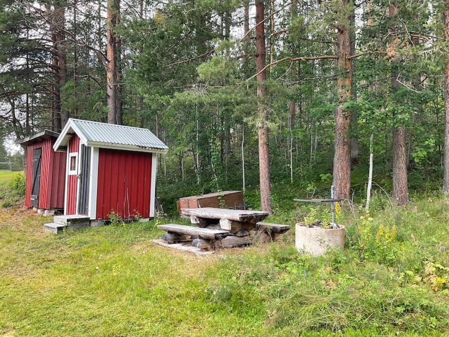 Lakeside Wilderness Cabin 요크모크 외부 사진
