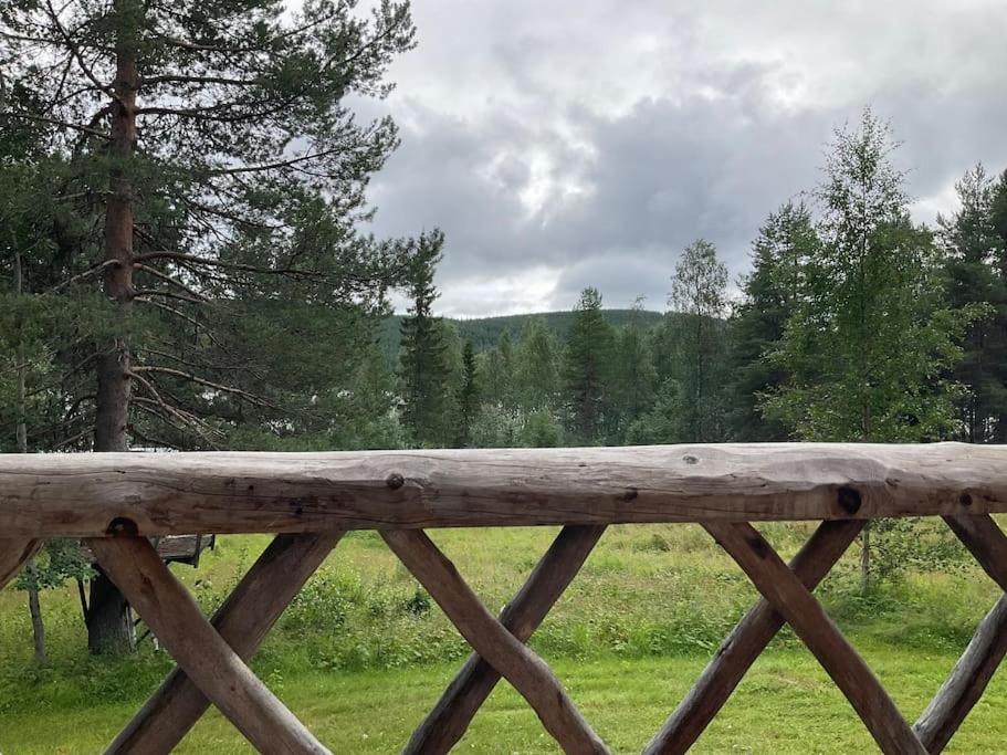 Lakeside Wilderness Cabin 요크모크 외부 사진