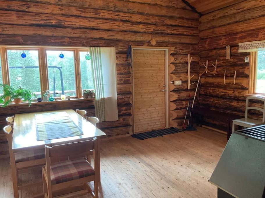 Lakeside Wilderness Cabin 요크모크 외부 사진
