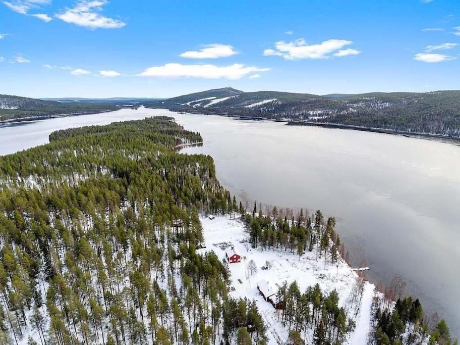 Lakeside Wilderness Cabin 요크모크 외부 사진
